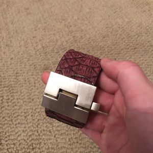 Leighelena purplish/pinkish snake skin cuff NWOT